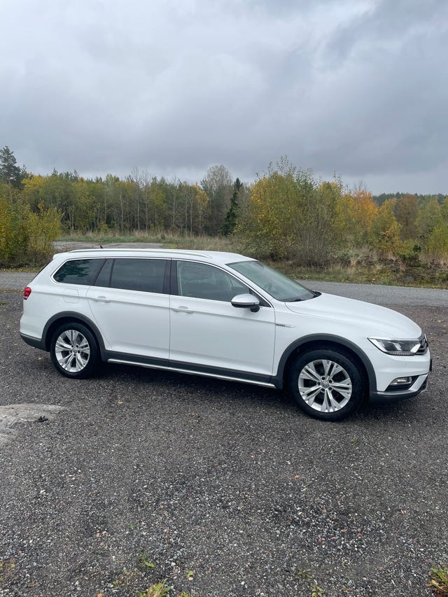 Volkswagen Passat Alltrack 2018 – bild 2