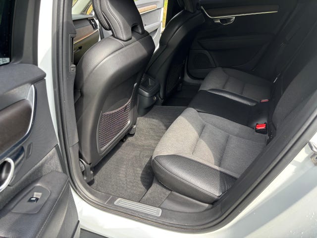 Volvo V90 Cross Country 2019 – bild 4