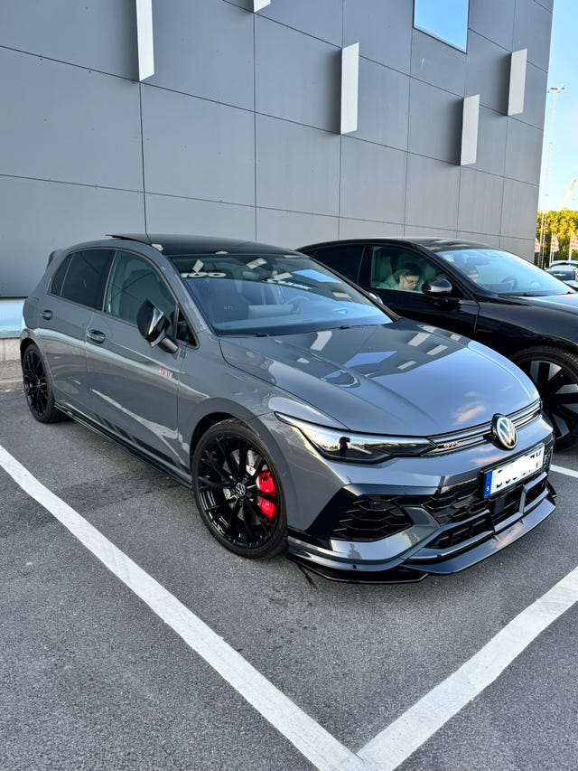 Volkswagen Golf VIII 2025