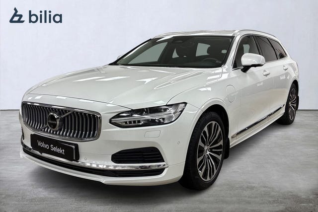 Volvo V90 2025