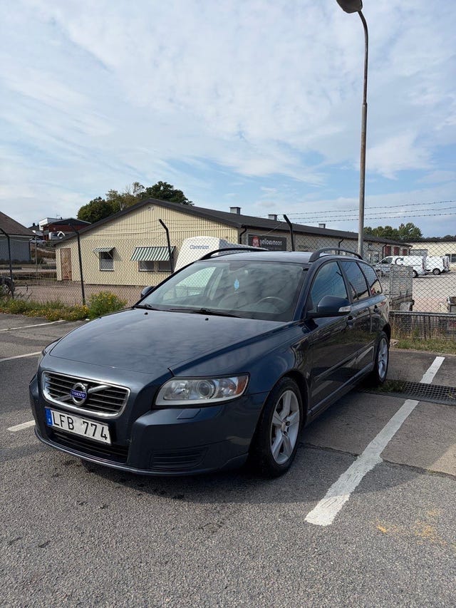 Volvo V50 2011