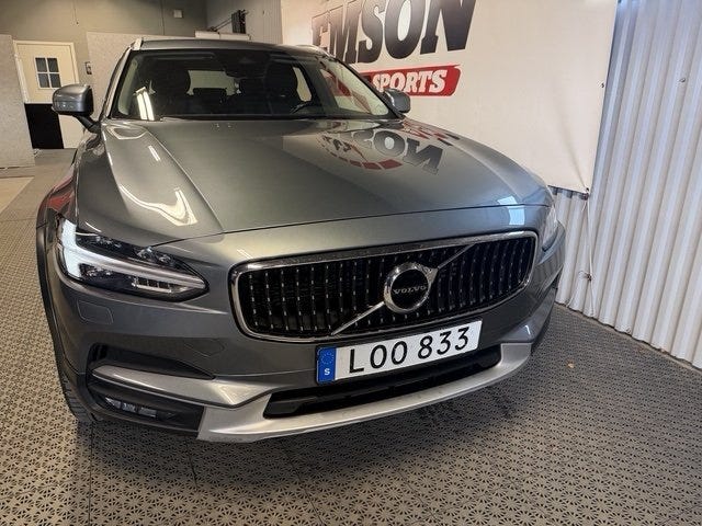Volvo V90 Cross Country 2018 – bild 2