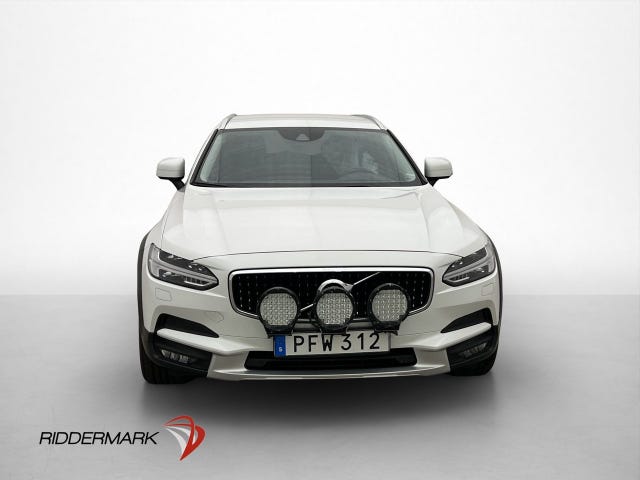 Volvo V90 Cross Country 2019 – bild 2