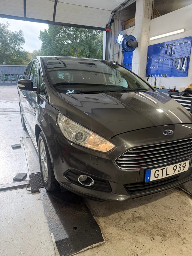 Ford S-MAX 2017