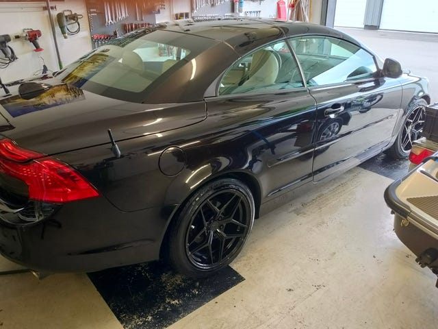 Volvo C70 2011