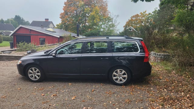 Volvo V70 2011 – bild 2