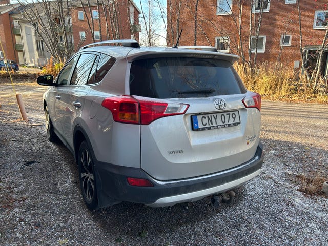 Toyota RAV4 2015
