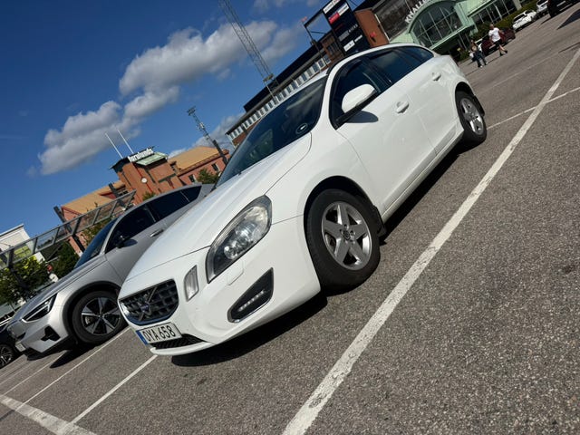 Volvo V60 2012