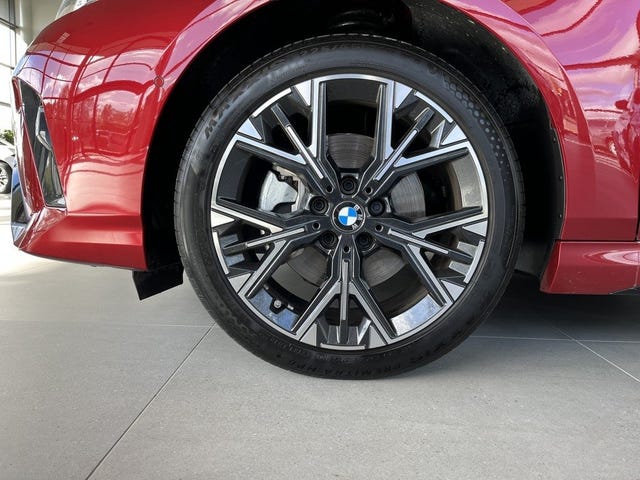 BMW 120 2026 – bild 4