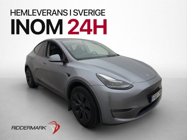 Tesla Model Y 2025