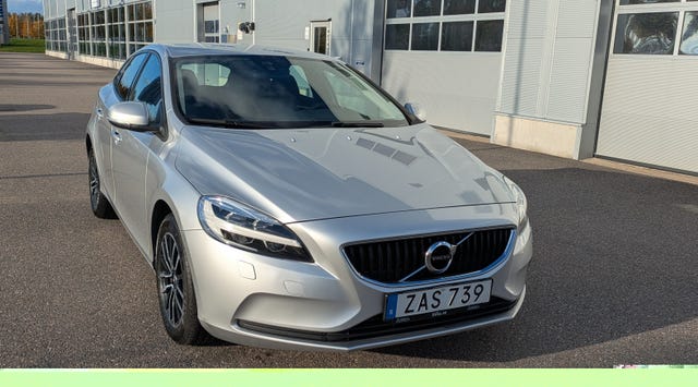 Volvo V40 2018