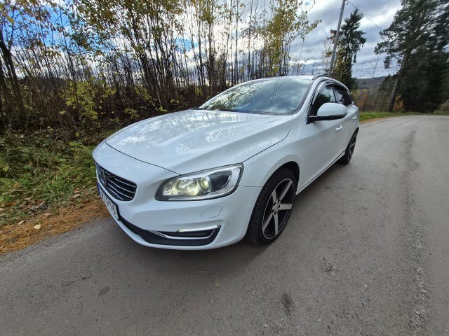 Volvo V60 2016