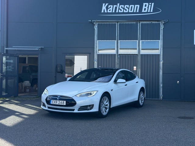 Tesla Model S 2016