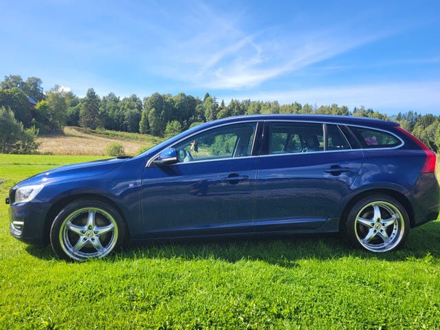 Volvo V60 2014