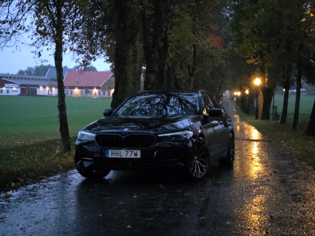 BMW 530e 2021