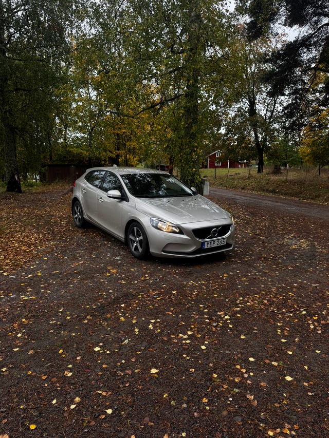 Volvo V40 2017