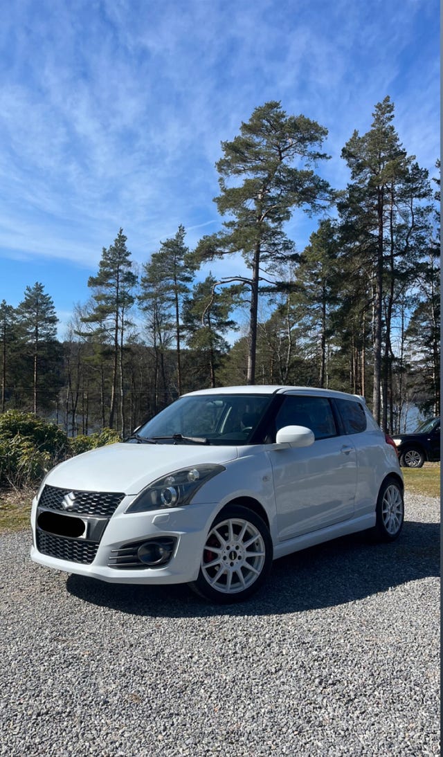 Suzuki Swift 2012