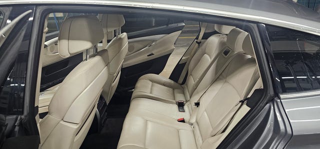 BMW 530d 2011 – bild 2