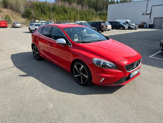 Volvo V40 2014