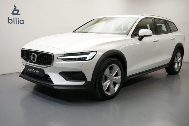 Volvo V60 Cross Country 2024