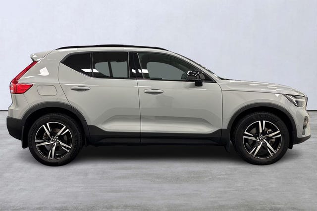 Volvo XC40 2025 – bild 3