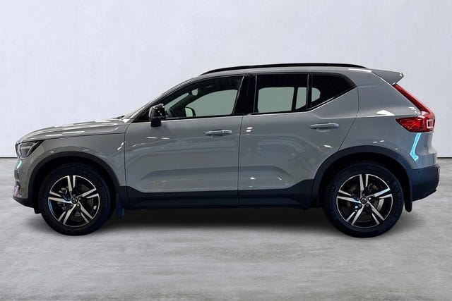 Volvo XC40 2025 – bild 2