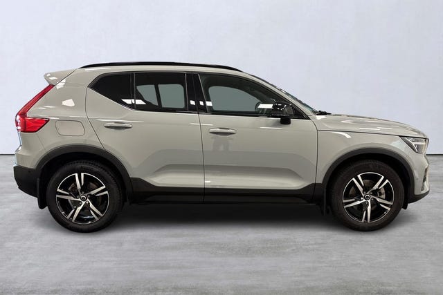 Volvo XC40 2025 – bild 3