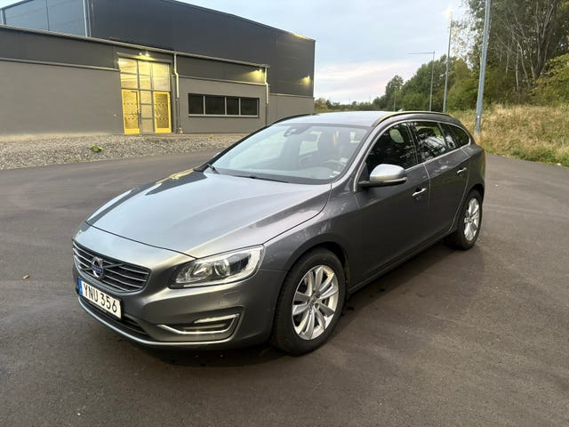 Volvo V60 2018