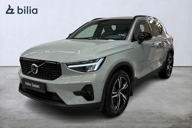 Volvo XC40 2025