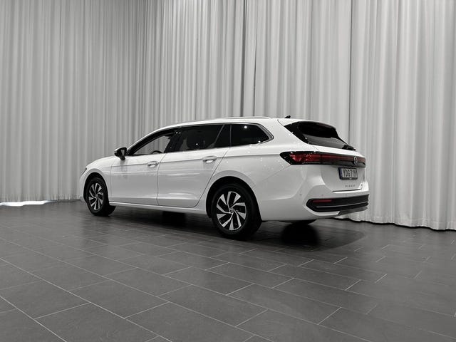 Volkswagen Passat 2025 – bild 3