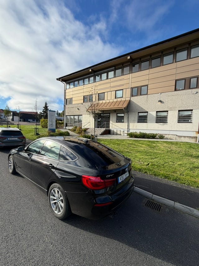BMW 320d 2019 – bild 3