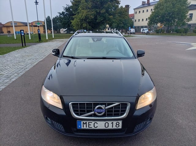 Volvo V70 2012