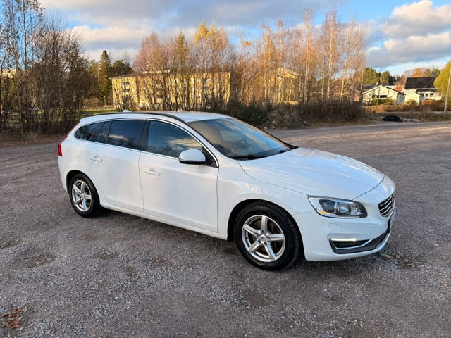 Volvo V60 2014