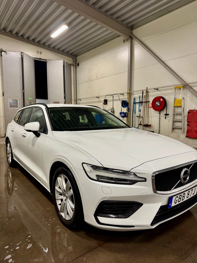 Volvo V60 2020