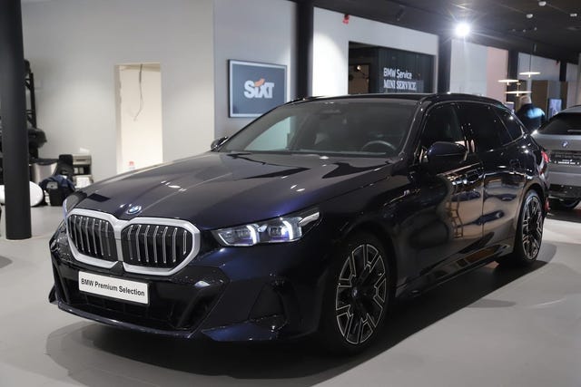 BMW 530e 2025
