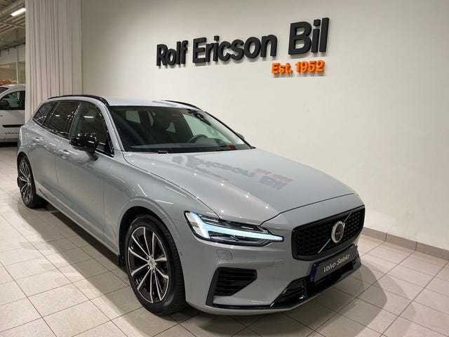 Volvo V60 2025