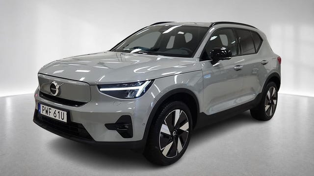 Volvo EX40 2026