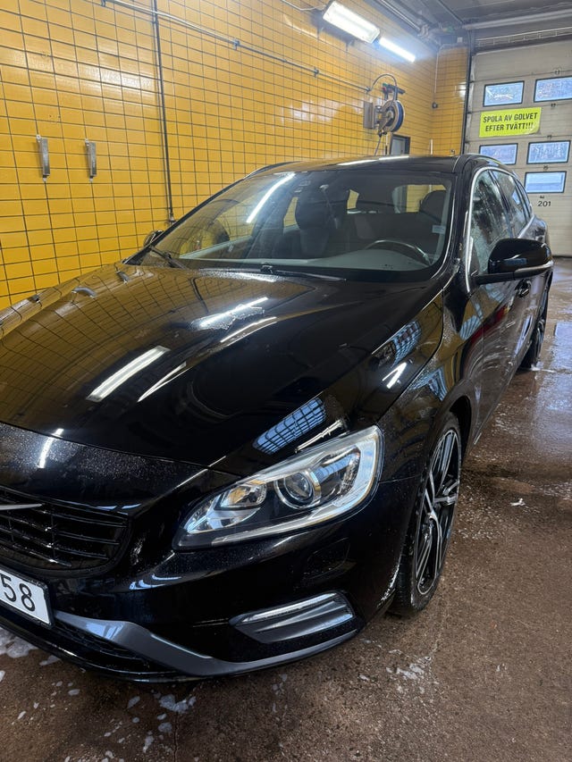Volvo V60 2017