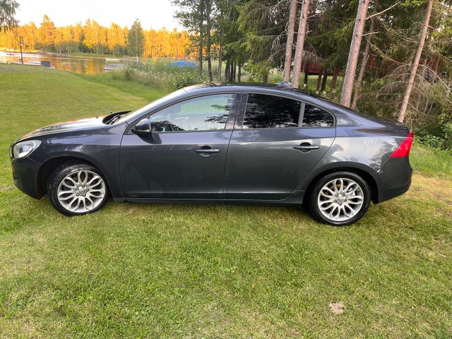Volvo S60 2011