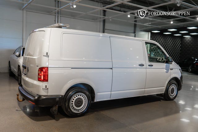 Volkswagen Transporter 2018 – bild 2