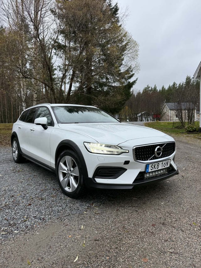 Volvo V60 Cross Country 2020