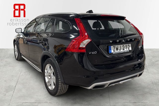 Volvo V60 Cross Country 2018 – bild 3
