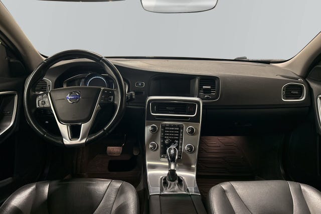 Volvo V60 Cross Country 2018 – bild 4