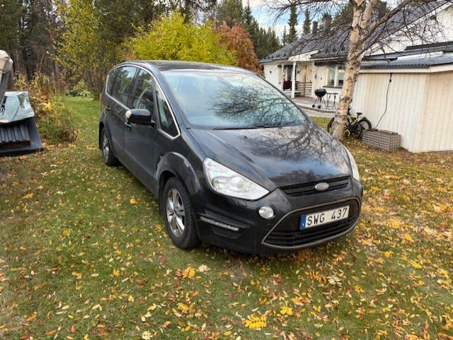 Ford S-MAX 2012