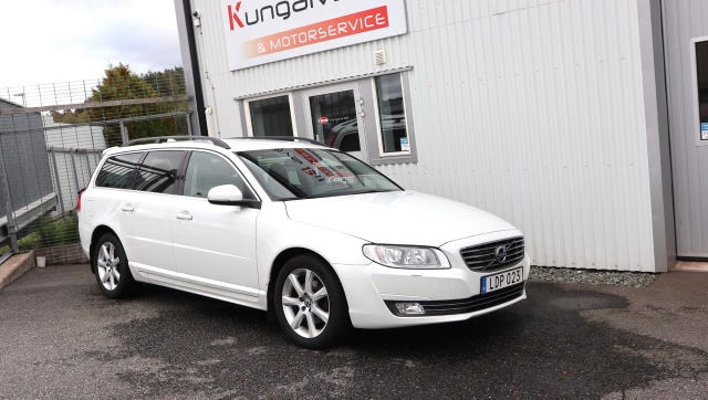 Volvo V70 2016