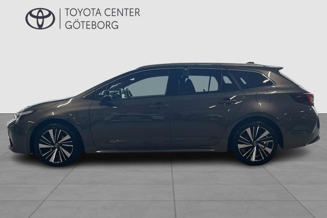 Toyota Corolla 2025 – bild 4