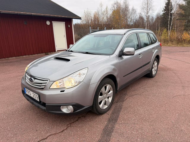 Subaru Outback 2010