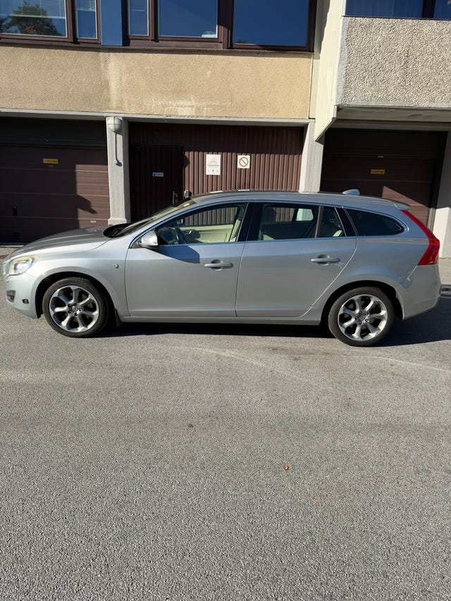 Volvo V60 2012