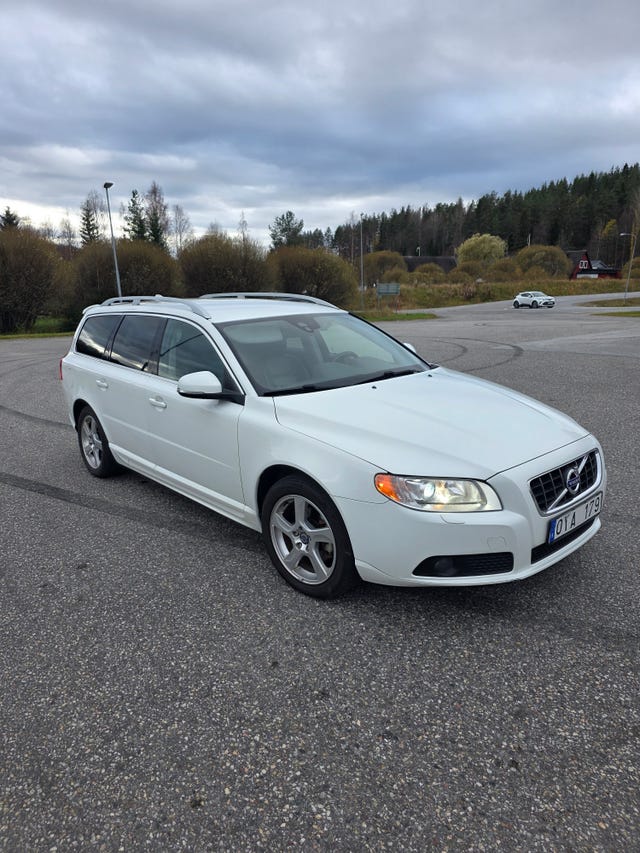 Volvo V70 2012