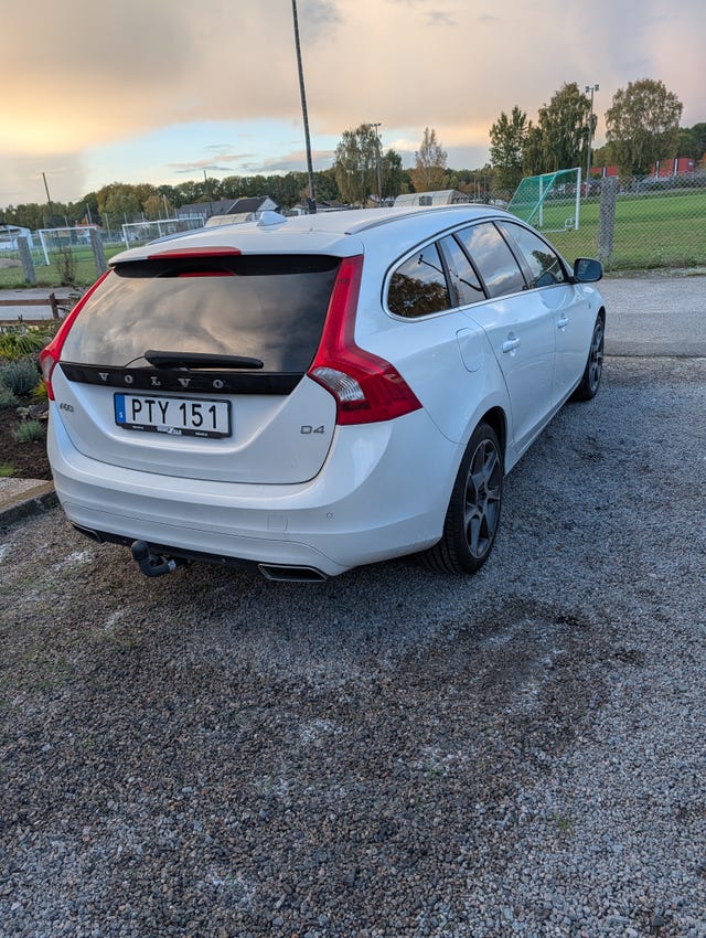 Volvo V60 2015 – bild 3